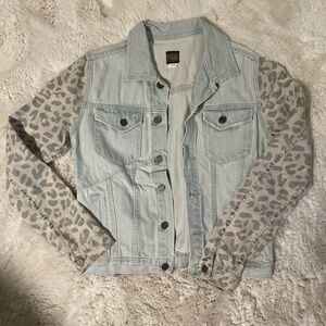 VOLCOM Denim Jacket, leopard print sleeves